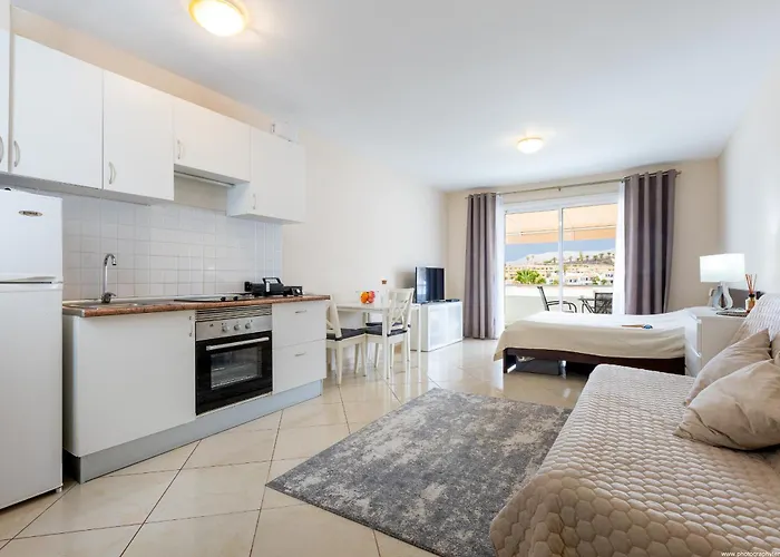 Paula Апартаменты Адехе